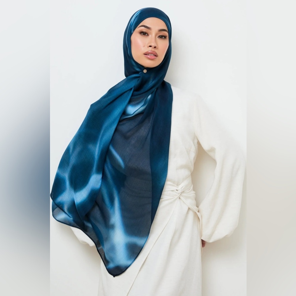 Veiled Printed Modal Hijab - Ocean Ripple